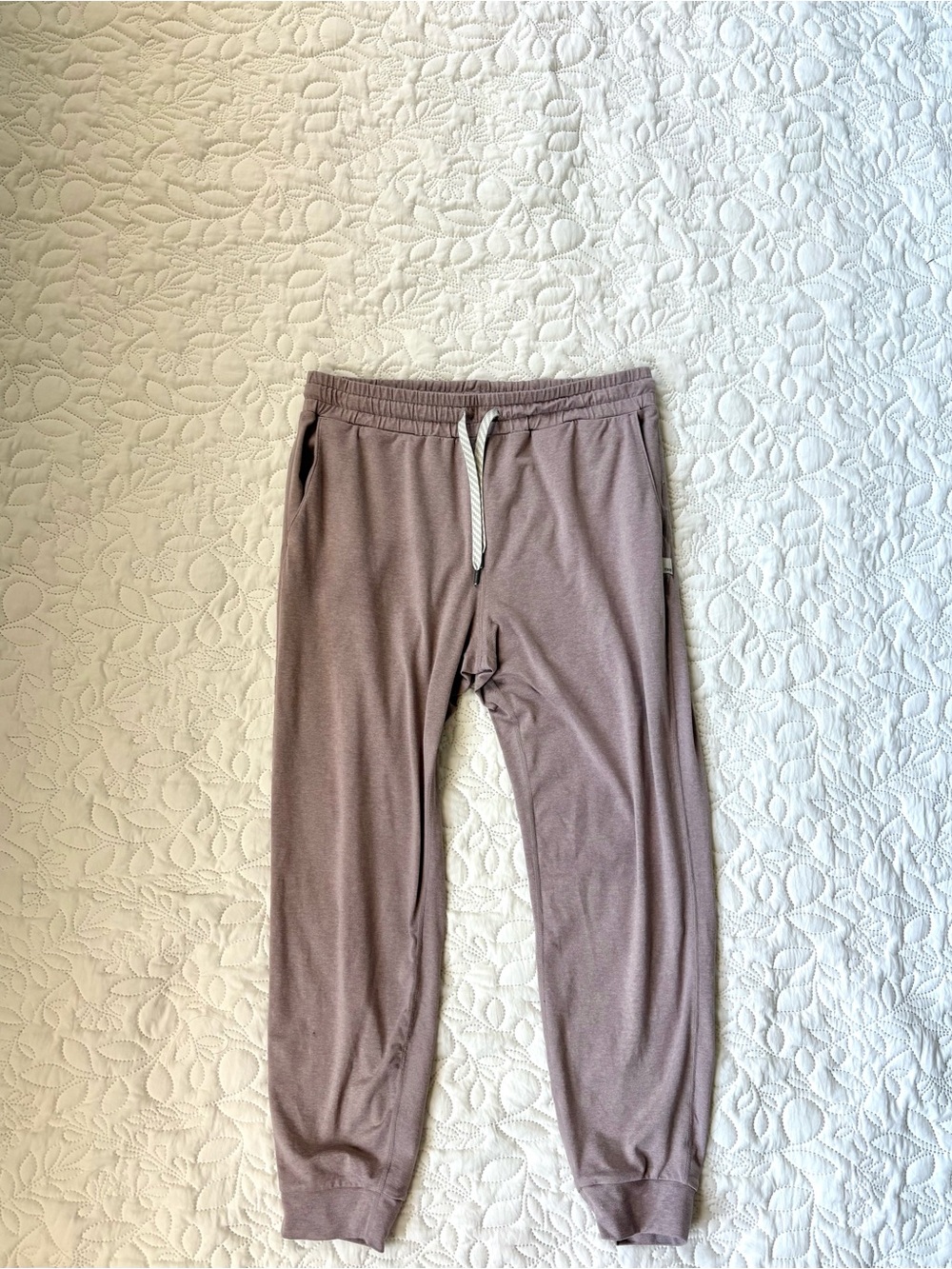 Vuori Performance Jogger Pants Mauve Purple Size Medium